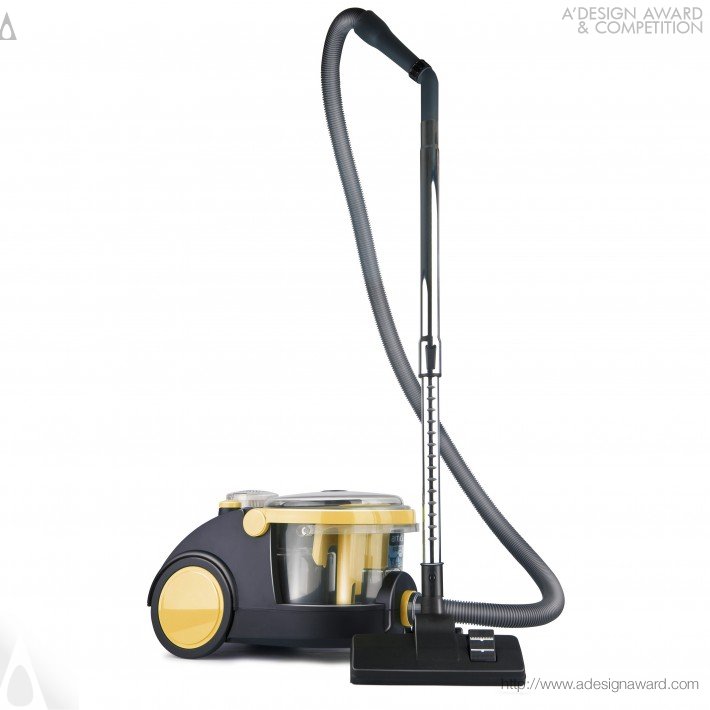 Aspirador de pó com filtro de água "Arnica Bora", por Yasemin Ulukan - ganhadora do troféu ouro 2012.